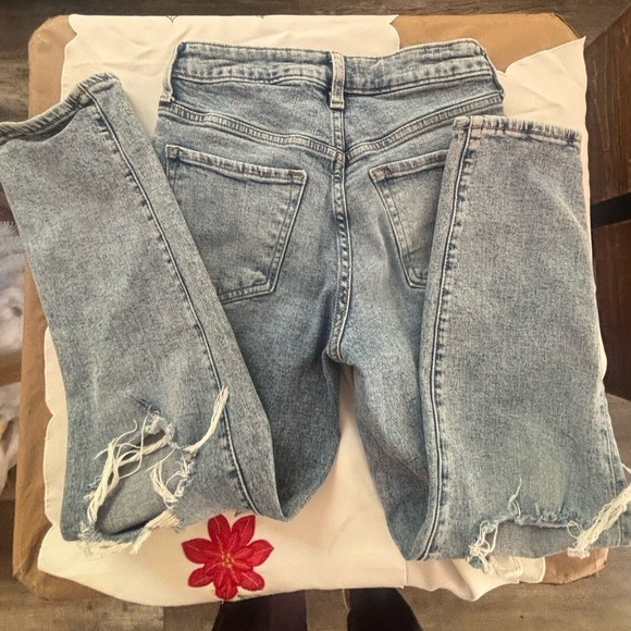 Old Navy Women's Jeans size 2 - Picture 7 of 10
